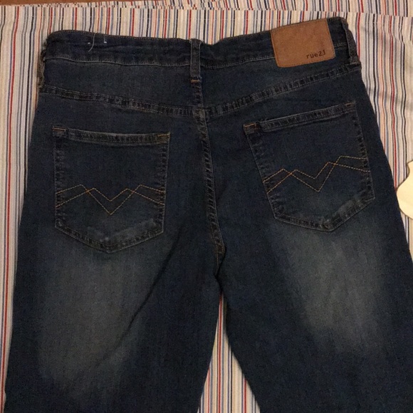 Rue 21 Straight Fit 32/34 - Picture 5 of 6